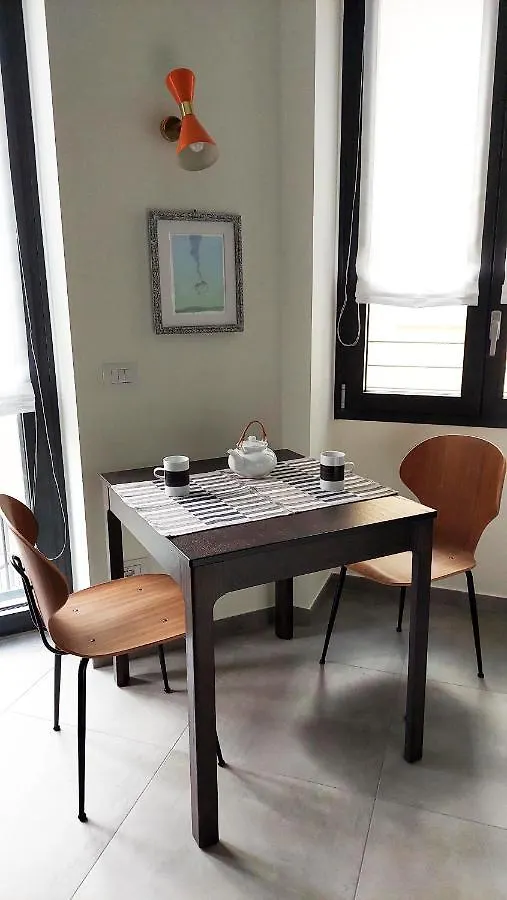 Appartement Little Nest Cenisio Monumentale à Milan